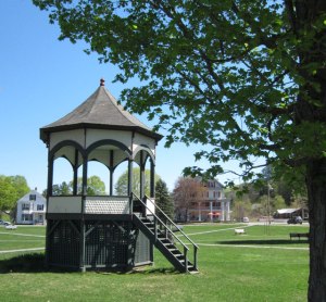 I sat in this bandstand with my ice cream and blueberry soda.