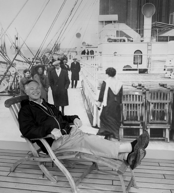 RAY on the TITANIC DECK CHAIR, well a reproduction.