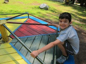 Old Fashion round about. And there are also two "swinging gates."