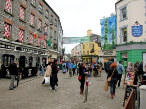 Pedestrian Shopping in Galway