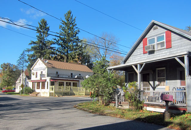 Antique shop was in the house on the right in 1962.