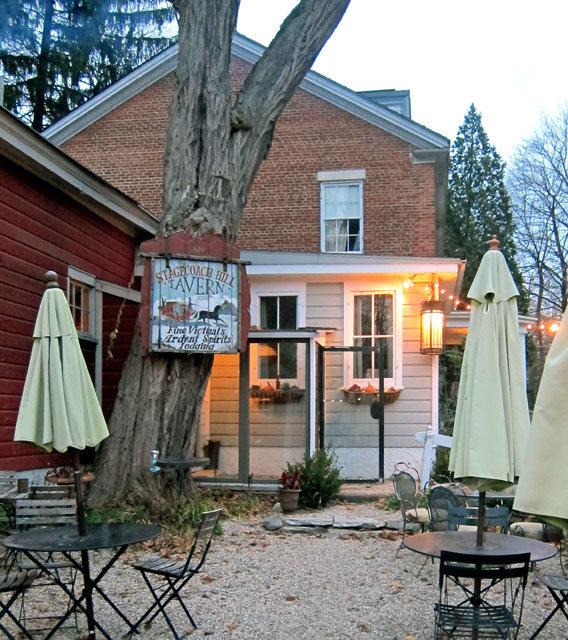 STAGECOACH TAVERN, Sheffield, Massachusetts