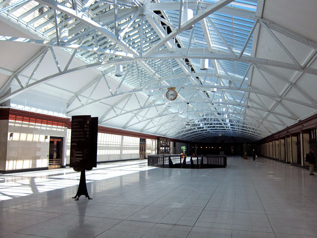 The main waiting room - Montreal's Gare Windsor.