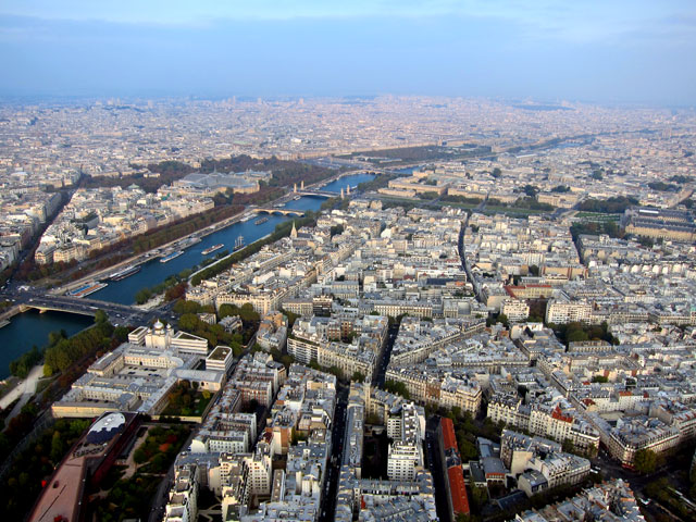 Looking east along the Seine from the Eiffel Tower